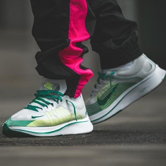NIKE ZOOM Fly SP NIKELAB" HONG KONG" 2018 SIZE 7 US 40 EUR 8.5 Wmns AJ9282-101 - Picture 8 of 15